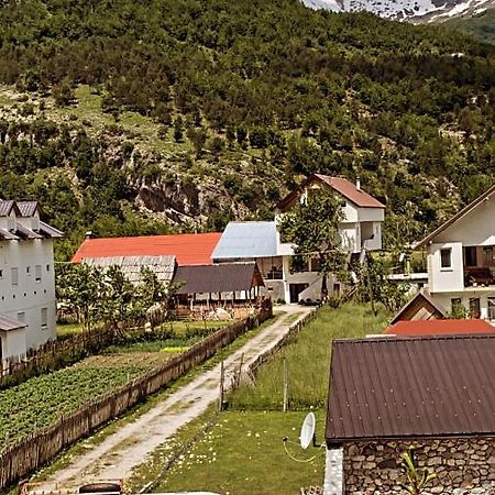 Guesthouse Skender Selimaj Валбона Екстериор снимка