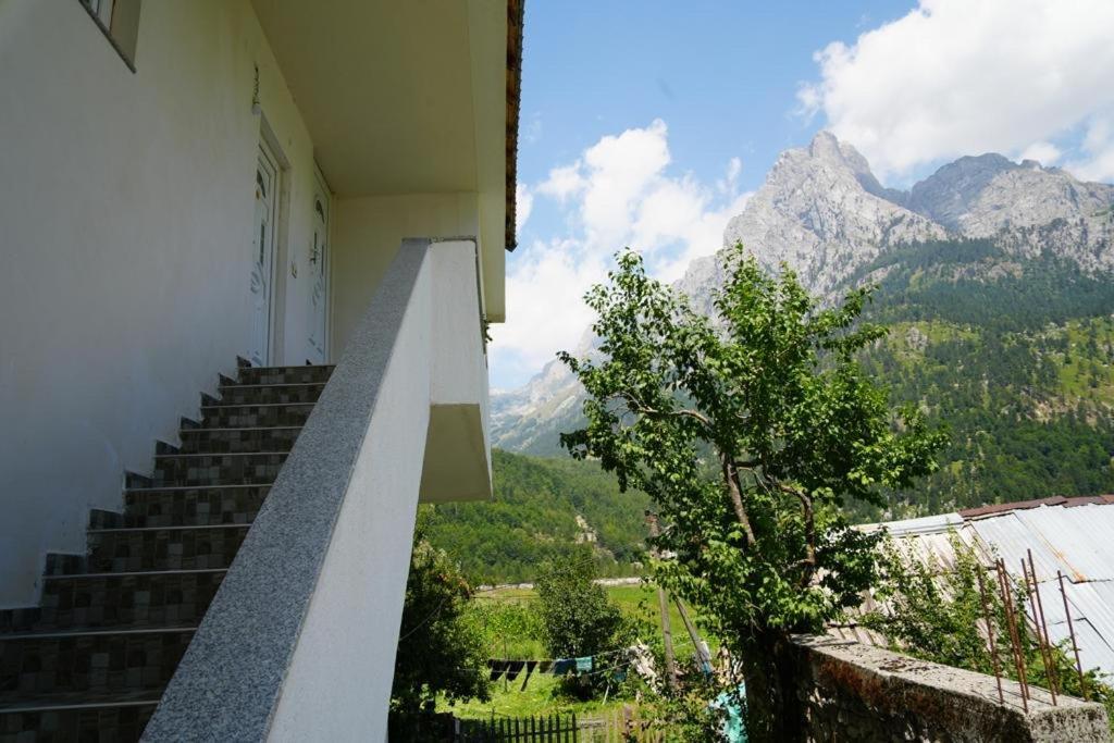 Guesthouse Skender Selimaj Валбона Екстериор снимка